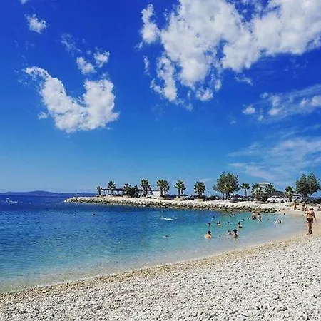 Апартаменты Sandra, With 2 Bathroom, Wi-fi, Private Parking Сплит